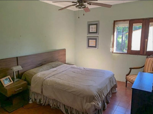 Venta Casa Lagomar Cinco Dormitorios