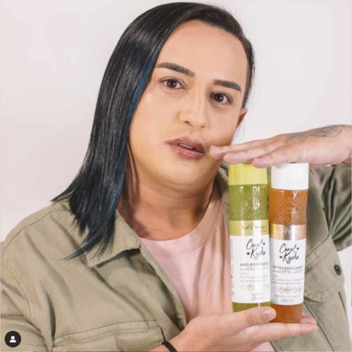 Kit Shampoo Esfoliante E Anti-poro Carol Kyoko 290ml - Left