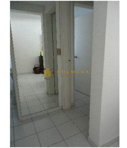 Apartamento En Muy Buena Ubicacion, Cerca Del Puerto De 2 Dor, 2 Baños, Con Amplia Terraza Con Churrasquero. Consulte!!!!!!- Ref: 2034
