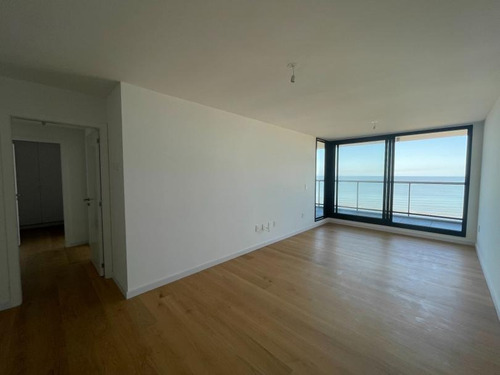 Imagen 14 de 15 de Excelente Apartamento 3 Dormitorios Con Vista A La Rambla De Malvín - Lyra #801