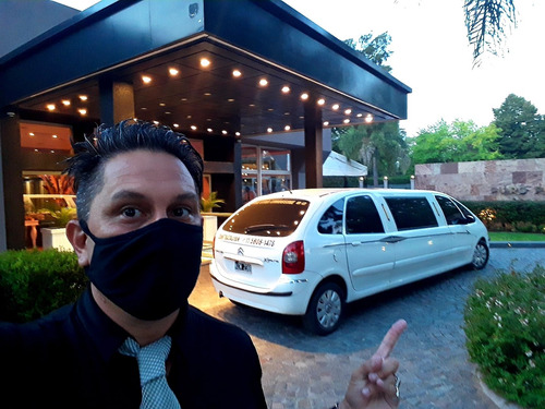 Imagen 3 de 5 de Limusinas ! Todo Tipo De Eventos Y Traslados , Dueño Directo