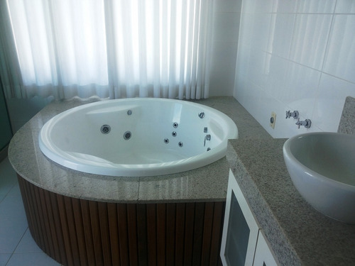 Casa Para Aluguel, 5 Dormitórios, Green Land - Macaé - 953