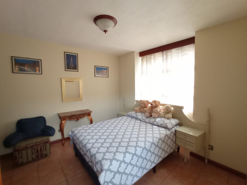 Imagen 25 de 30 de Vendo Belleza De Casa Ubicada En Esquina, 4 Dormitorios, Alta Plusvalia Y Seguridad