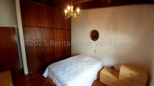 Apartamento En Venta En Colinas Del Tamanaco 24-11819