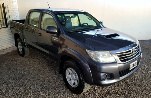 Toyota Hilux 3.0 Cd Sr 171cv 4x4 - C3 2014