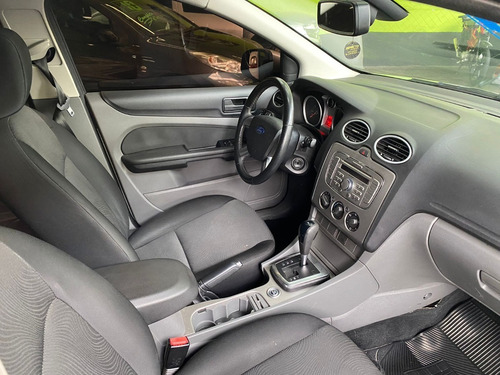 Imagem 10 de 15 de Ford Focus Sedan 2.0 Flex Automatico 2013 - Completo