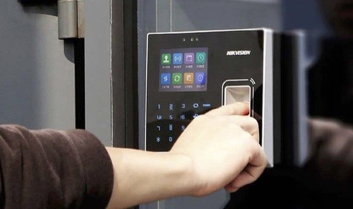 Instalación Mantencion Y Reparacion Control De Acceso