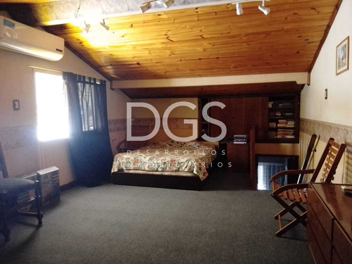Casa Chalet En Venta En Banfield