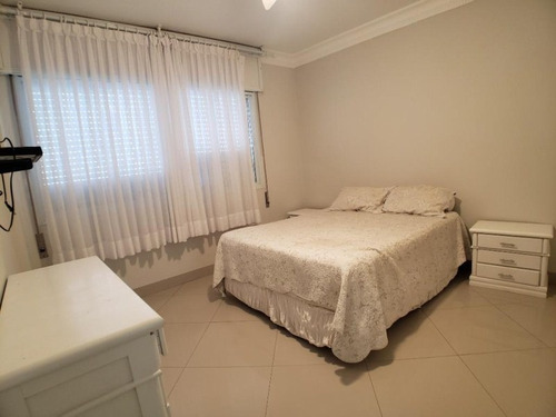 Imagem 16 de 21 de Praia Das Pitangueiras - Guarujá - 5 Dormitórios (2 Suites) - 1 Vaga Demarcada - Ap2038 - 34708769