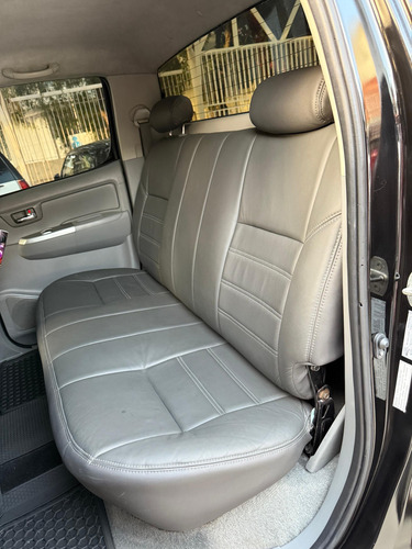 Toyota Hilux Kavak 2010
