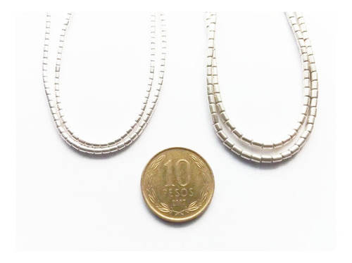 Imagen 4 de 4 de Collar Mostacilla Gruesa De Plata 50 Centímetros