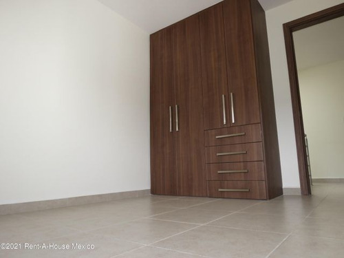 Imagen 3 de 14 de Qh1 Casa De 3 Recámaras En Venta En El Refugio, Con Amenidades