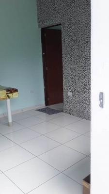Imagem 2 de 9 de Casa No Bairro Perequê Mirim, Em Caraguatatuba, 7831