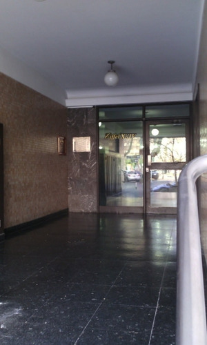 Imagen 14 de 17 de Departamento De Tres Ambientes Al Frente Con Vista Abierta