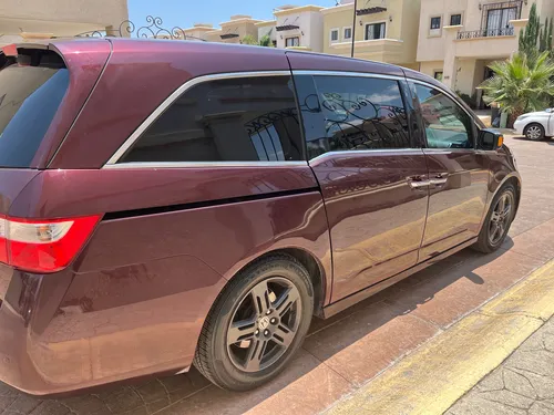 Honda Odyssey 3.5 Touring Minivan Cd Qc Dvd At