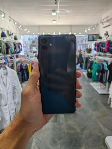 Samsung Galaxy A04 128 Gb Negro 4 Gb Ram (Usado)