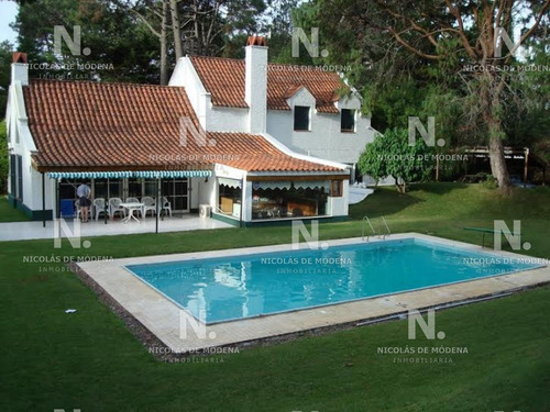 Casa En Mansa - Punta Del Este- Ref: 2177