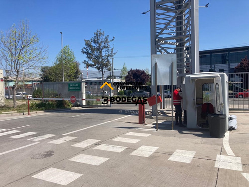 Arriendo Bodega De 1616 M2 En Pi Lo Boza.