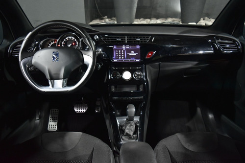 Imagen 9 de 11 de Citroen Ds3 1.2 T Pure Tech So Chic Aut 2018 Nafta Blanco