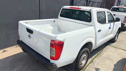 Nissan NP300 2.4 Doble Cabina Se Aa Pack Seg Mt