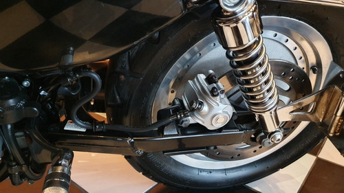 Harley-davidson Custom 883 No 1200