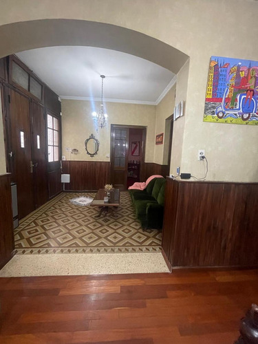 Chalet De Estilo En España 1100