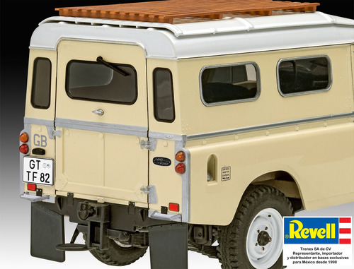 Land Rover Series Iii Lwb (commercial) 109 In By Revell 7056