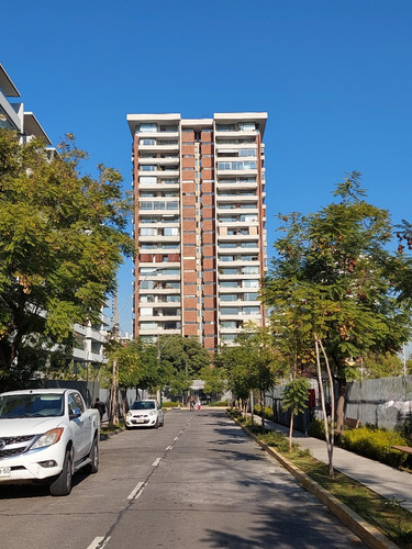 Gran Departamento Con Vista Asegurada. Espacioso Y Tranquilo