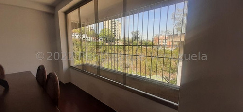 Imagen 4 de 15 de Apartamento Alquiler Colinas De Bello Monte Mls # 24385