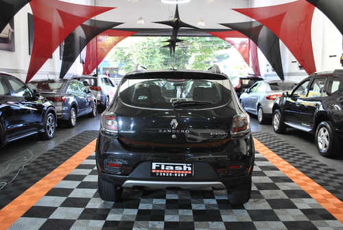 Renault Sandero SANDERO STEPWAY DYNAMIQ. FLEX 1.6 16V 5P