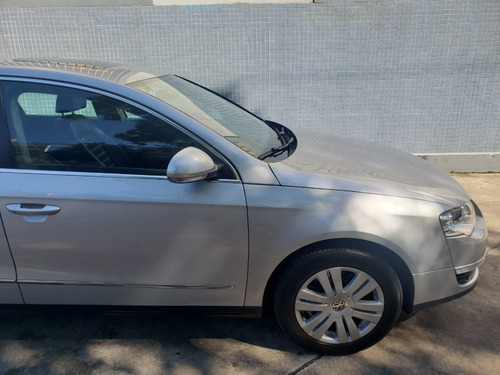 Volkswagen Passat 2.0t Fsi Luxury