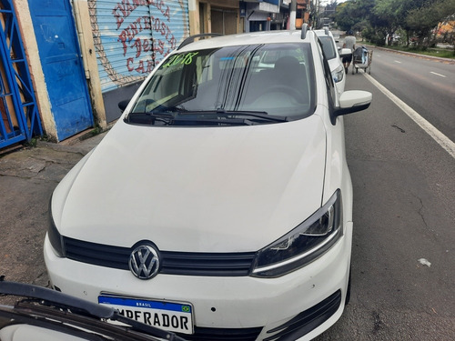 Imagem 3 de 11 de Volkswagen Spacefox 2018 1.6 Trendline Total Flex 5p