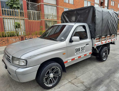 Mazda B2200 Diésel 2.200