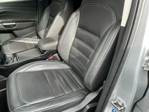 Ford Escape TITANIUM TURBO SEC 2,0 4X4