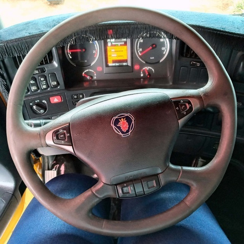 Imagem 7 de 10 de Scania R 440 - 2015/15 - 6x2 | 3398