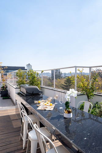 Moderno Departamento, Gran Terraza. Alianza Francesa