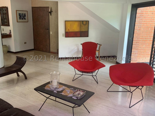 Venta De Excelente Apartamento En Santa Eduvigis / Gc