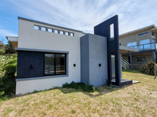 Casa Sobre Costanera De Nueva Atlantis - Financiada