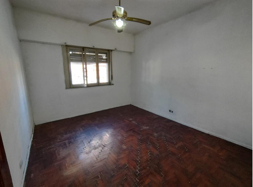 Imagen 9 de 13 de Casa 3 Ambientes- Venta- Local En Esquina - Tablada