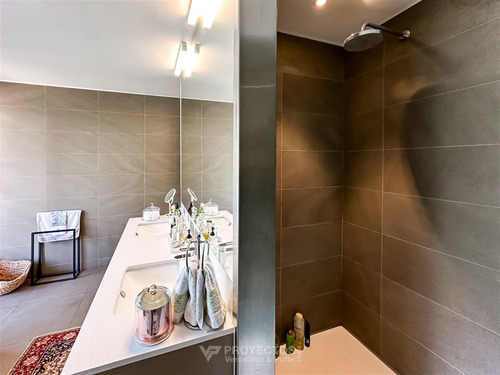 Increíble Depto En Venta De 4 Dorm. En Sector Lo Curro