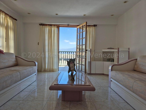 Se Vende Bella Casa En Los Naranjos Del Cafetal Mls 24-26547