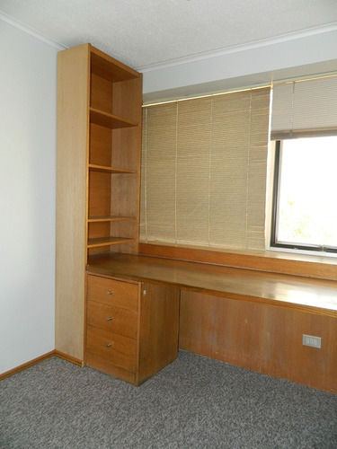 Gran Oficina En Arriendo, 5 Privados, 2 Estacionamientos