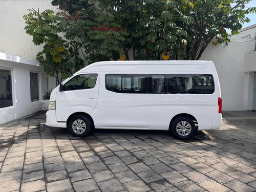 Nissan Urvan 2.5 15 Pas Amplia Aapack Seg Mt