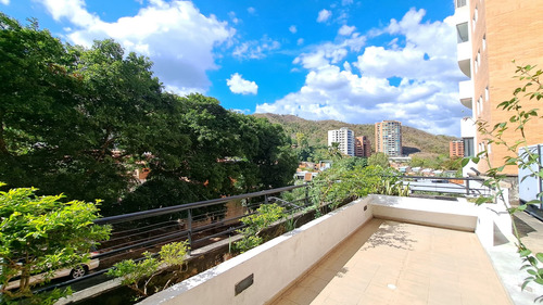 Apartamento En Venta En El Parral, Valencia 268763 Lz