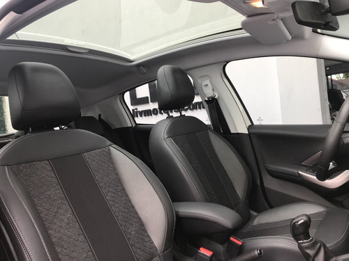 Peugeot 208 Feline 1.6 Año 2019 - Liv Motors