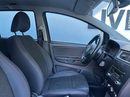 Volkswagen Suran 1.6 Imotion Highline 11c