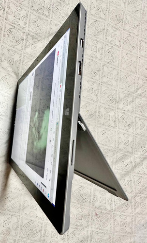 Microsoft Surface Pro 3 12 , I3, 64gb Ssd, 4gb Ram (Usado)