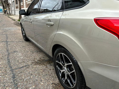 Ford Focus III 2.0 Sedan Se Plus Mt