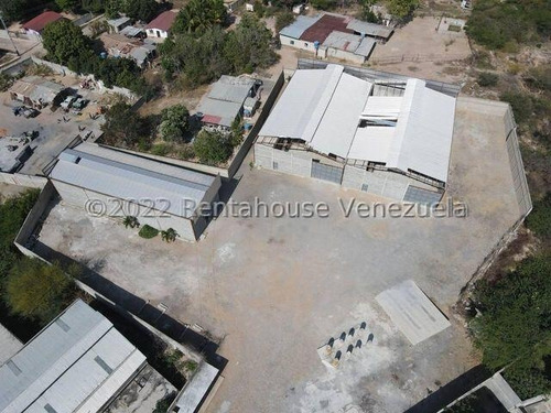 Imagen 13 de 30 de Galpones En Venta Zona Industrial Barquisimeto, Áreas De Oficina, 1980 Metros2. Código 23-4764, Mz 29/03