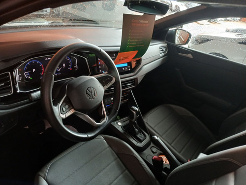 Volkswagen Nivus 1.0 200 TSI TOTAL FLEX HIGHLINE AUTOMÁTICO